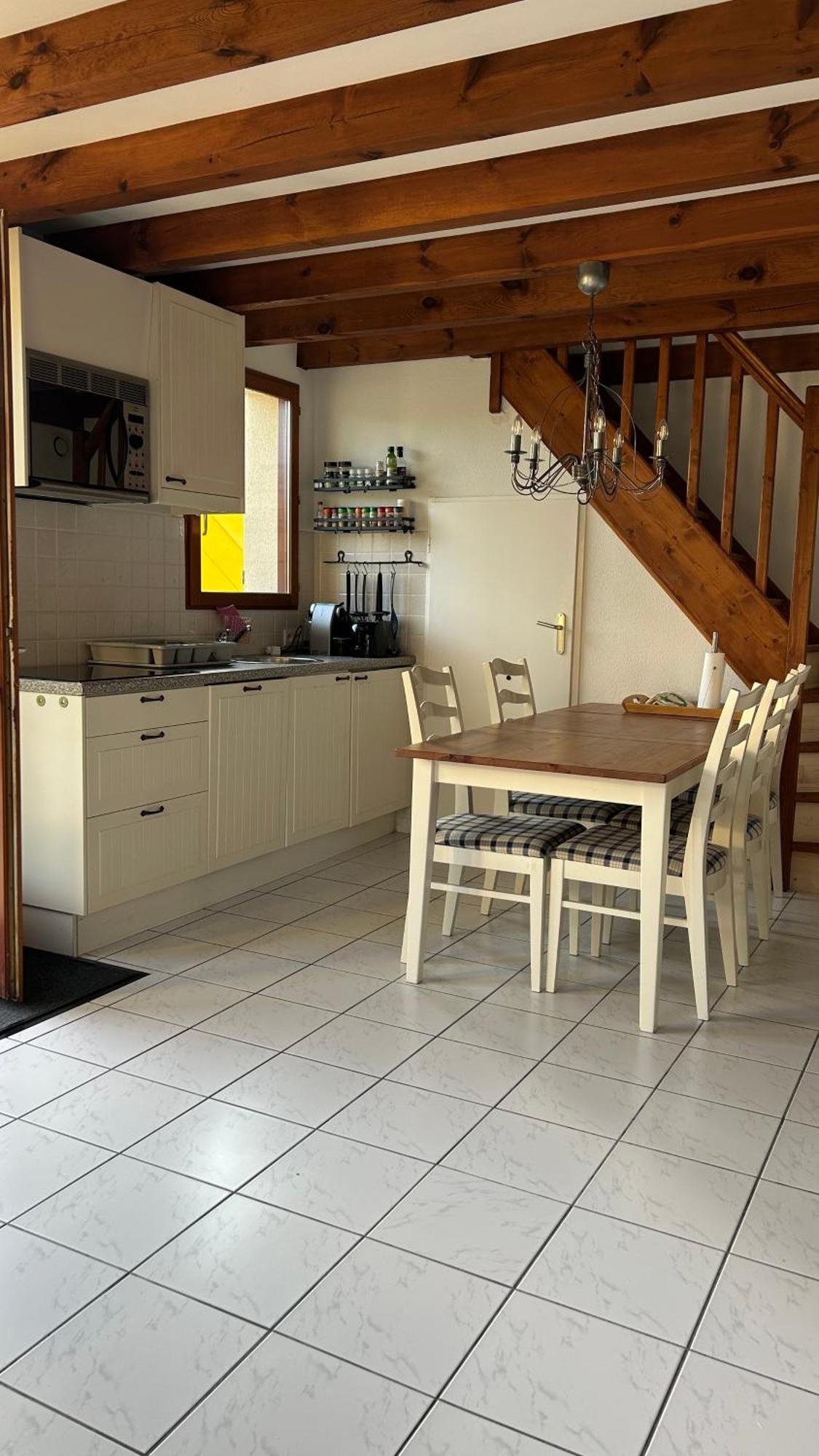 Jolie Maison De Vacances Avec Terrasse Et Jardin Saint-Julien-en-Born Zewnętrze zdjęcie